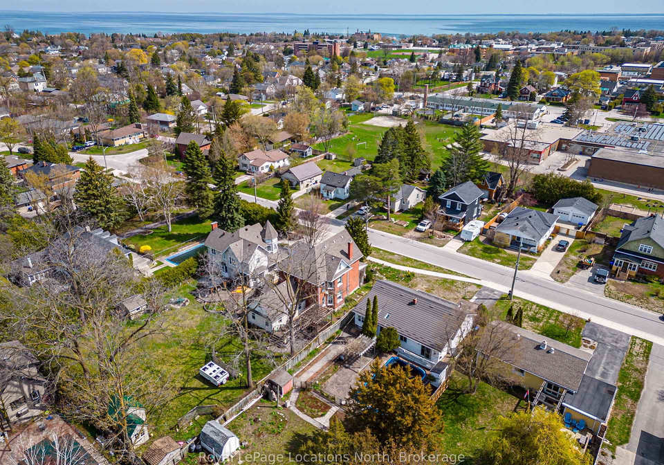 288-napier-street-collingwood-ontario-s13097272