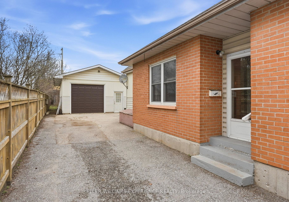 98-donald-street-barrie-ontario-s13097834