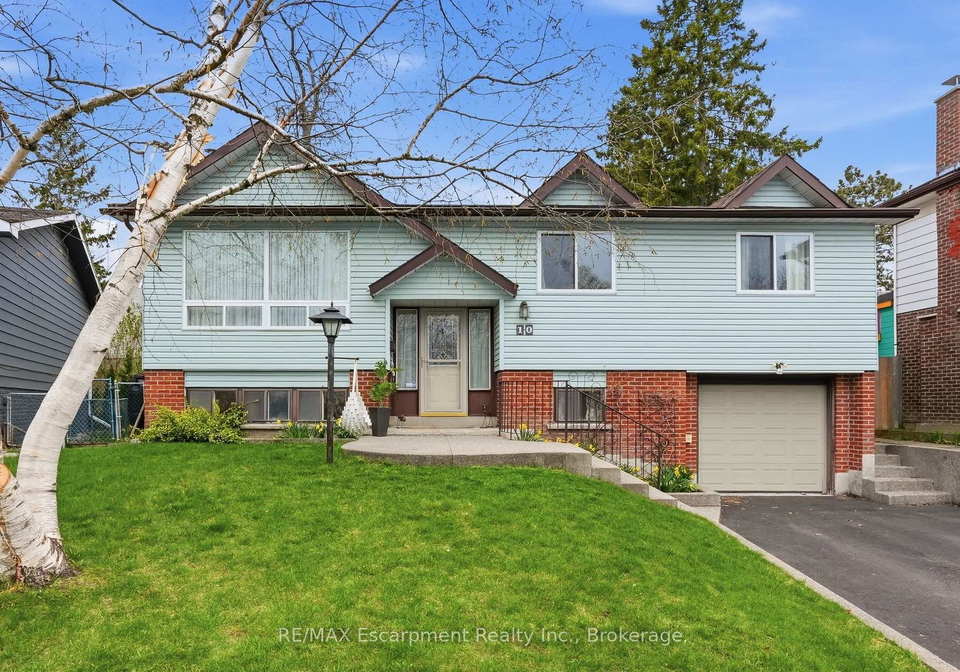 10-farmingdale-crescent-barrie-ontario-s13098958