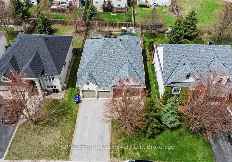 12-broadpoint-street-wasaga-beach-ontario-s13100114