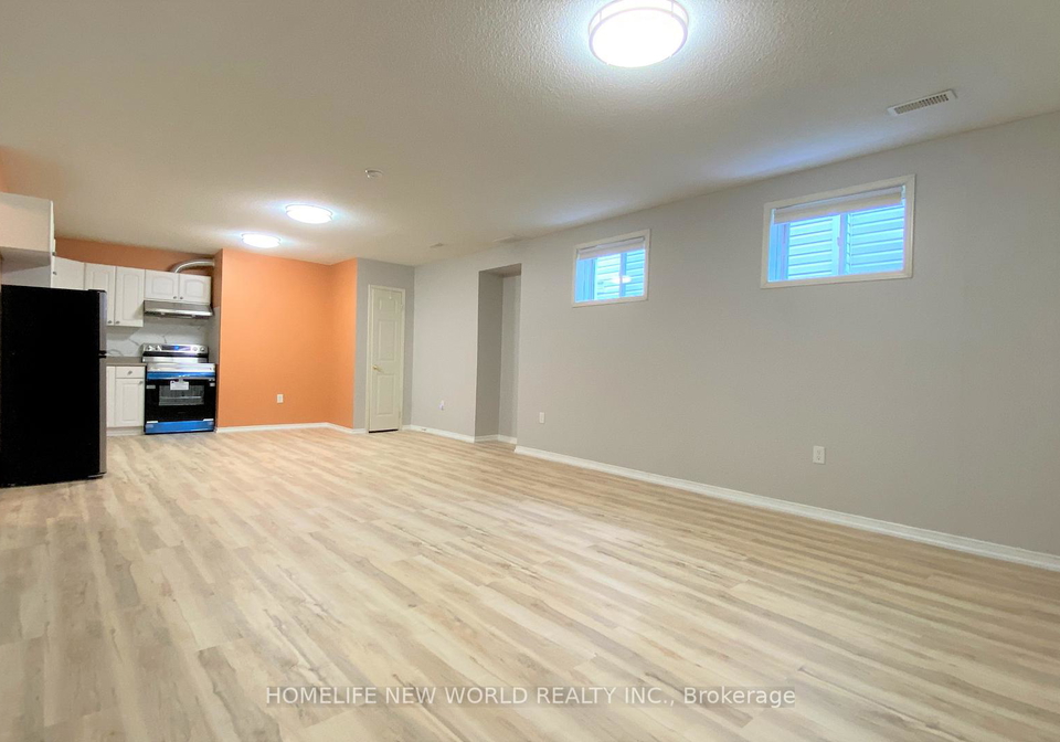 18-ambler-bay-barrie-ontario-s13100320