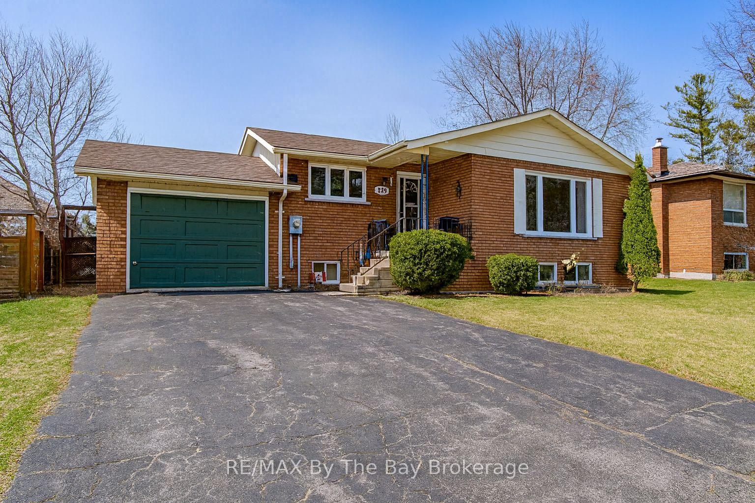 229-datas-drive-e-clearview-ontario-s13101416