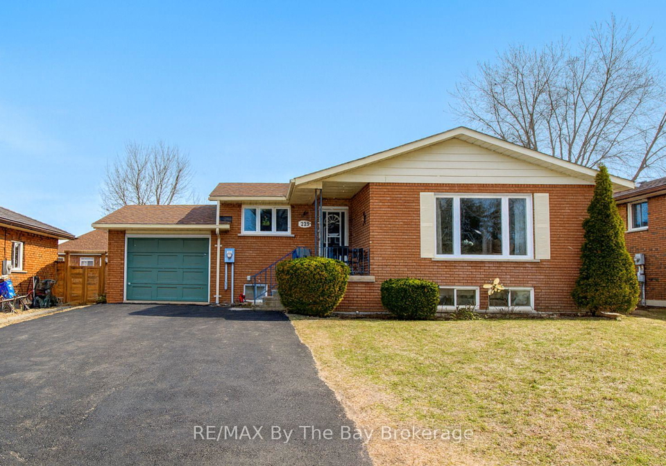 229-datas-drive-e-clearview-ontario-s13101416