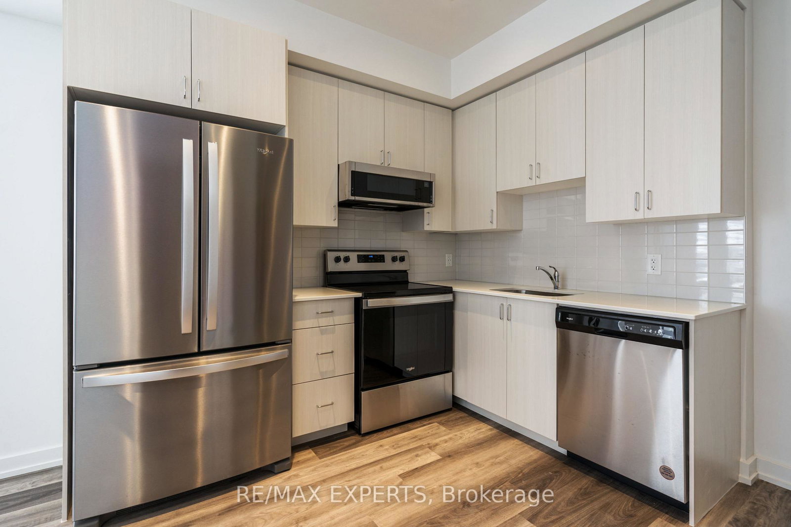 430-essa-road-barrie-ontario-s13102502