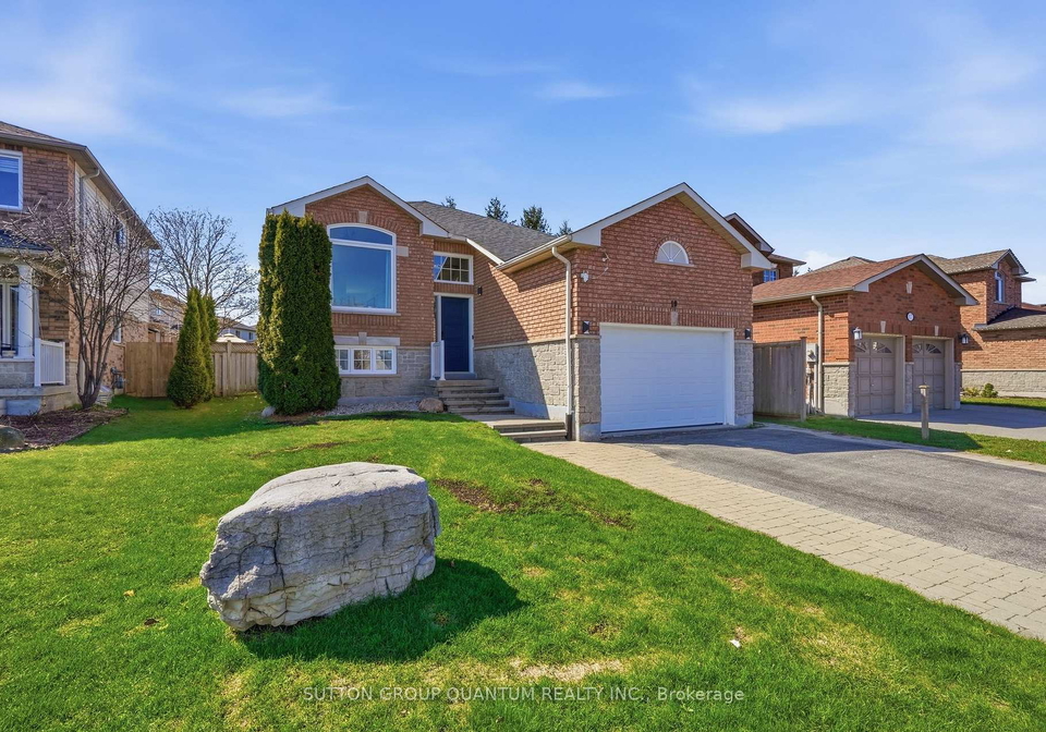 19-leslie-avenue-barrie-ontario-s13102550