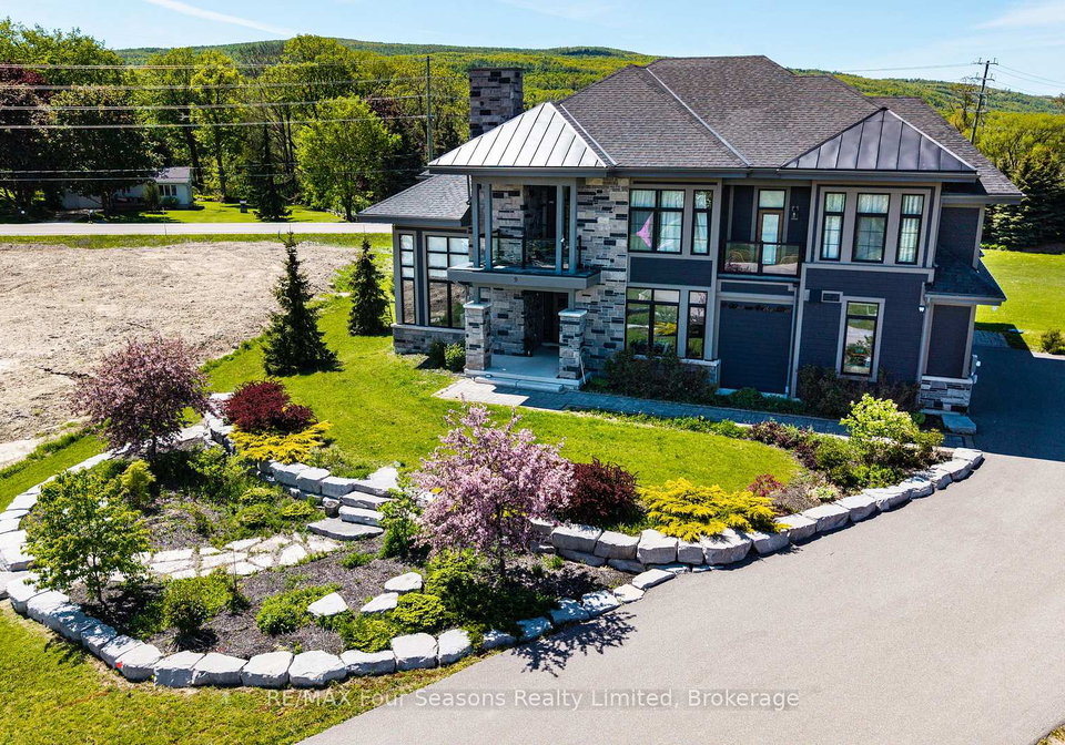 9-windrose-valley-boulevard-clearview-ontario-s13102874