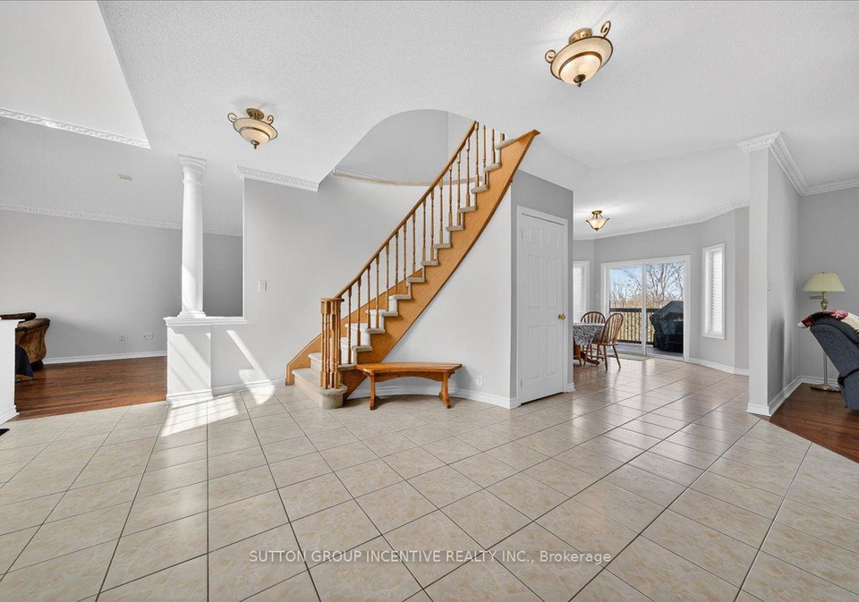 6-silvercreek-crescent-barrie-ontario-s13103290
