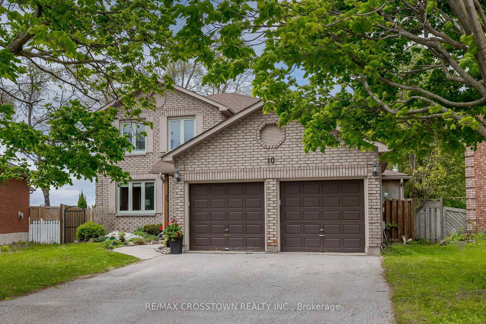 10-nugent-court-barrie-ontario-s13103422