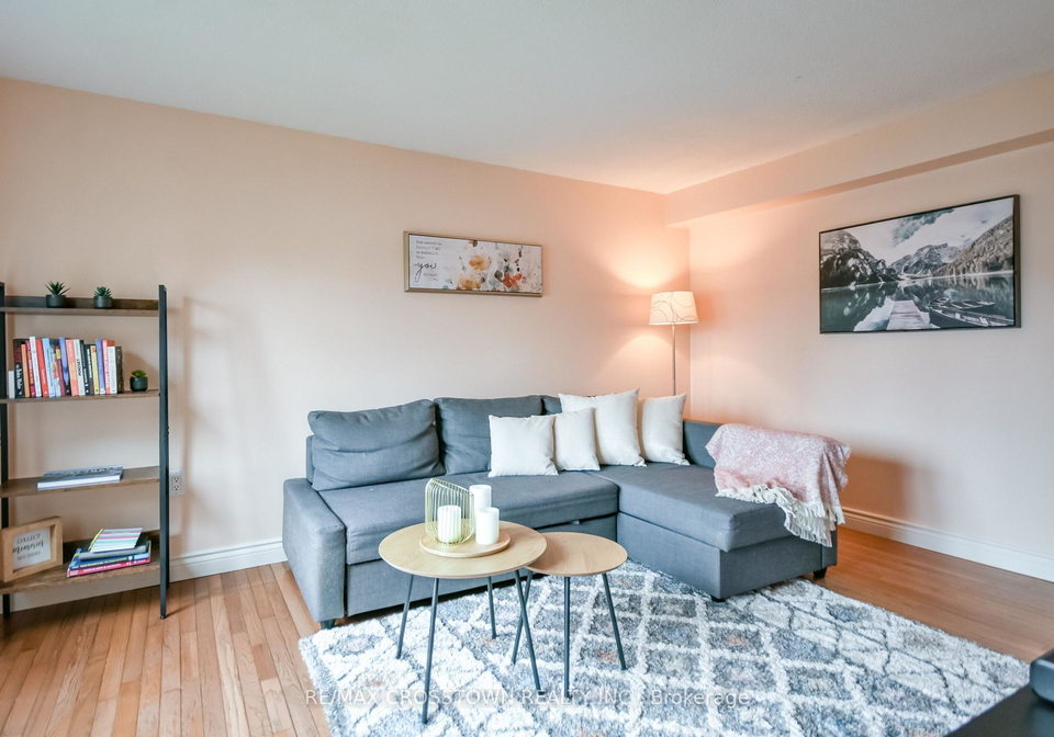 10-nugent-court-barrie-ontario-s13103422