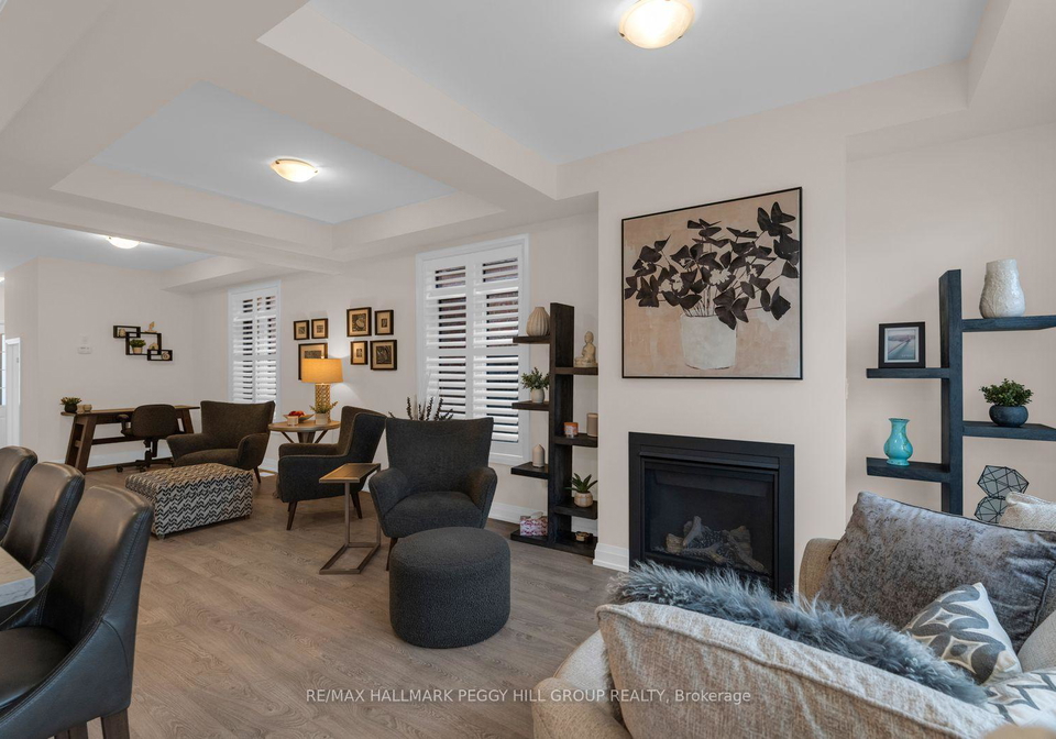 16-daffodil-road-springwater-ontario-s13103858