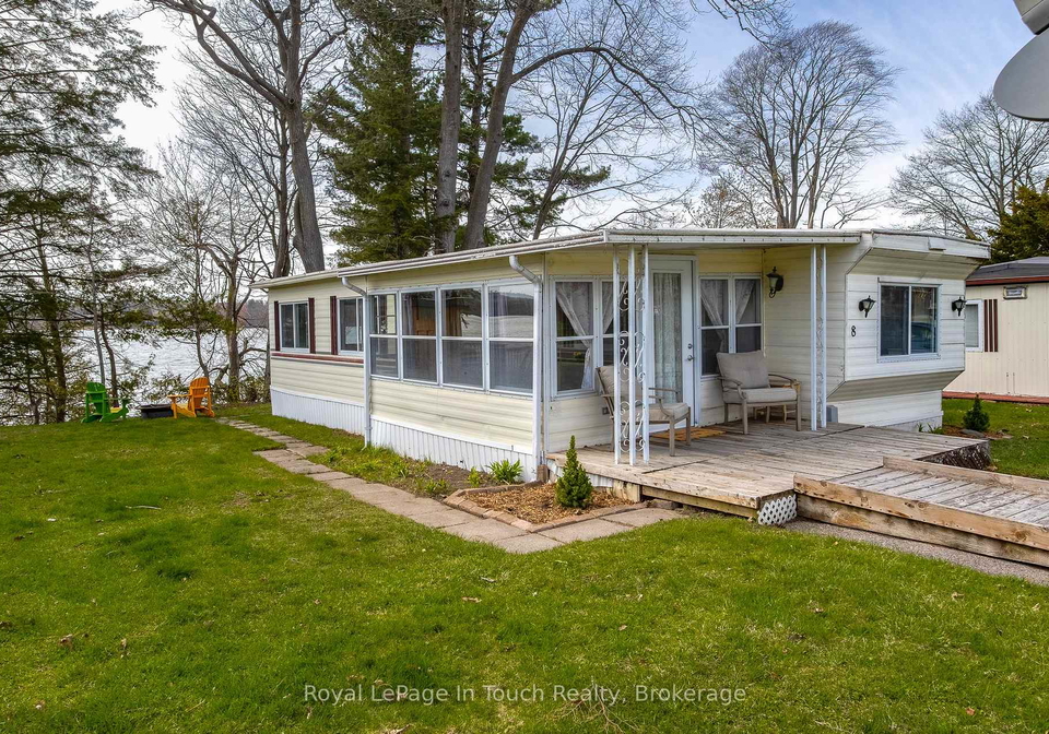 8-lakeshore-road-midland-ontario-s13103884