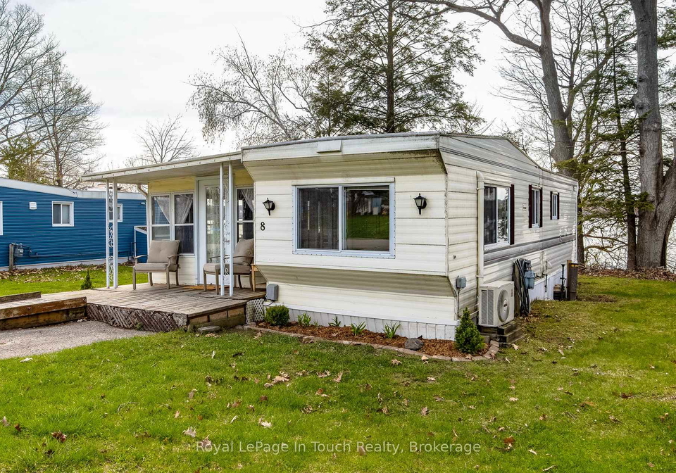8-lakeshore-road-midland-ontario-s13103884