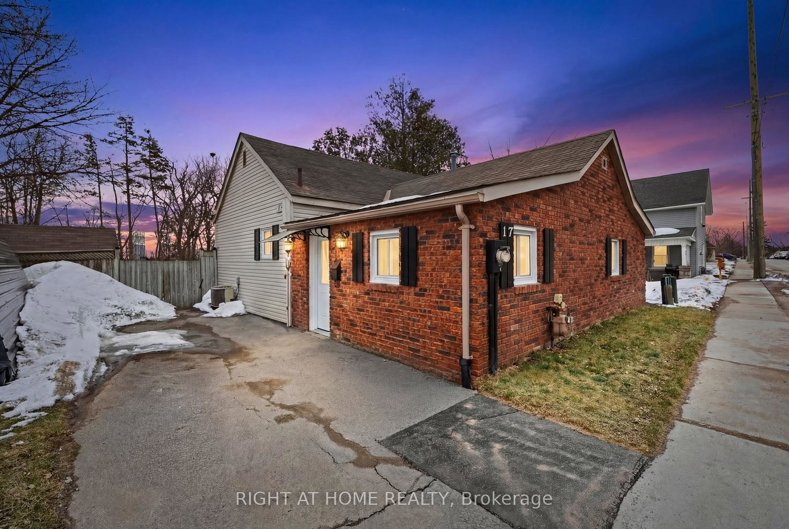 17-grove-street-w-barrie-ontario-s13104080