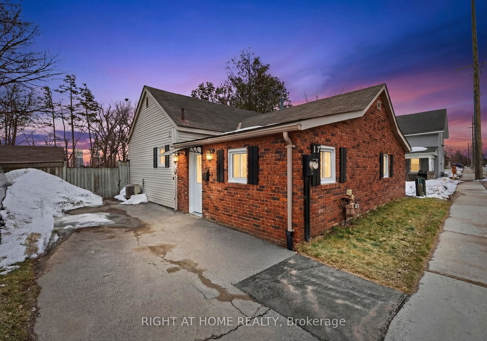 17-grove-street-w-barrie-ontario-s13104080