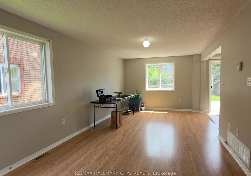 207-tunbridge-road-barrie-ontario-s13104218
