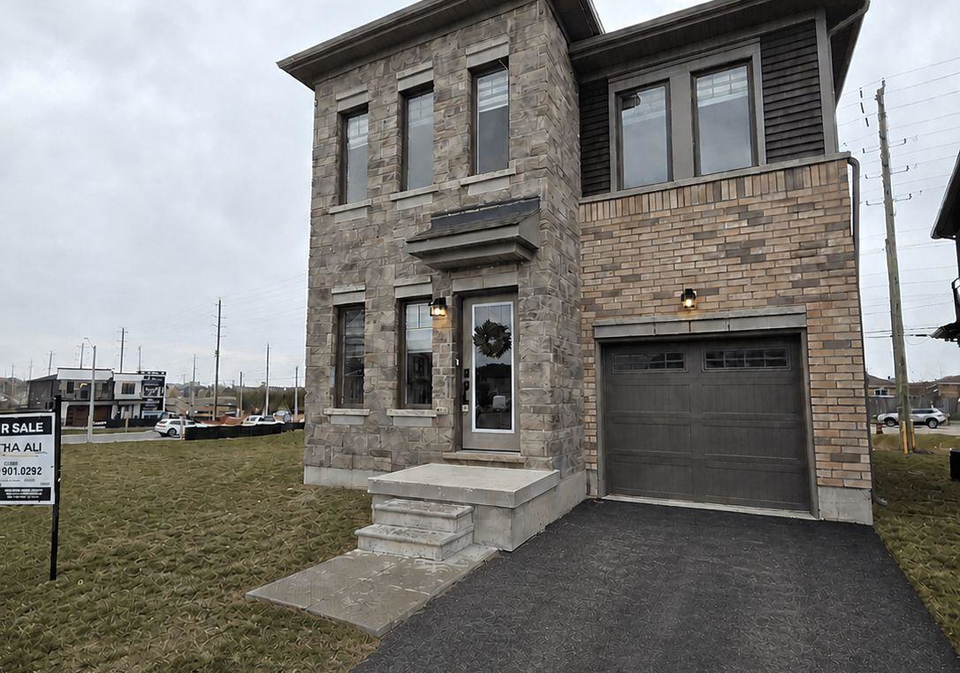 23-harvest-crescent-barrie-ontario-s13106006