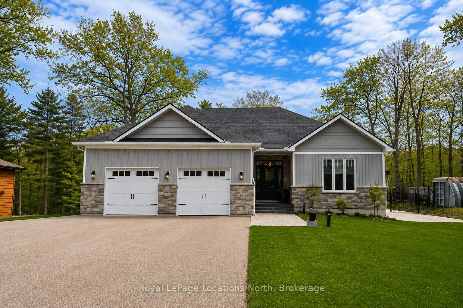 37-foliage-drive-tiny-ontario-s13107036