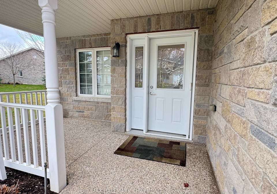 31-garden-grove-crescent-wasaga-beach-ontario-s13109888