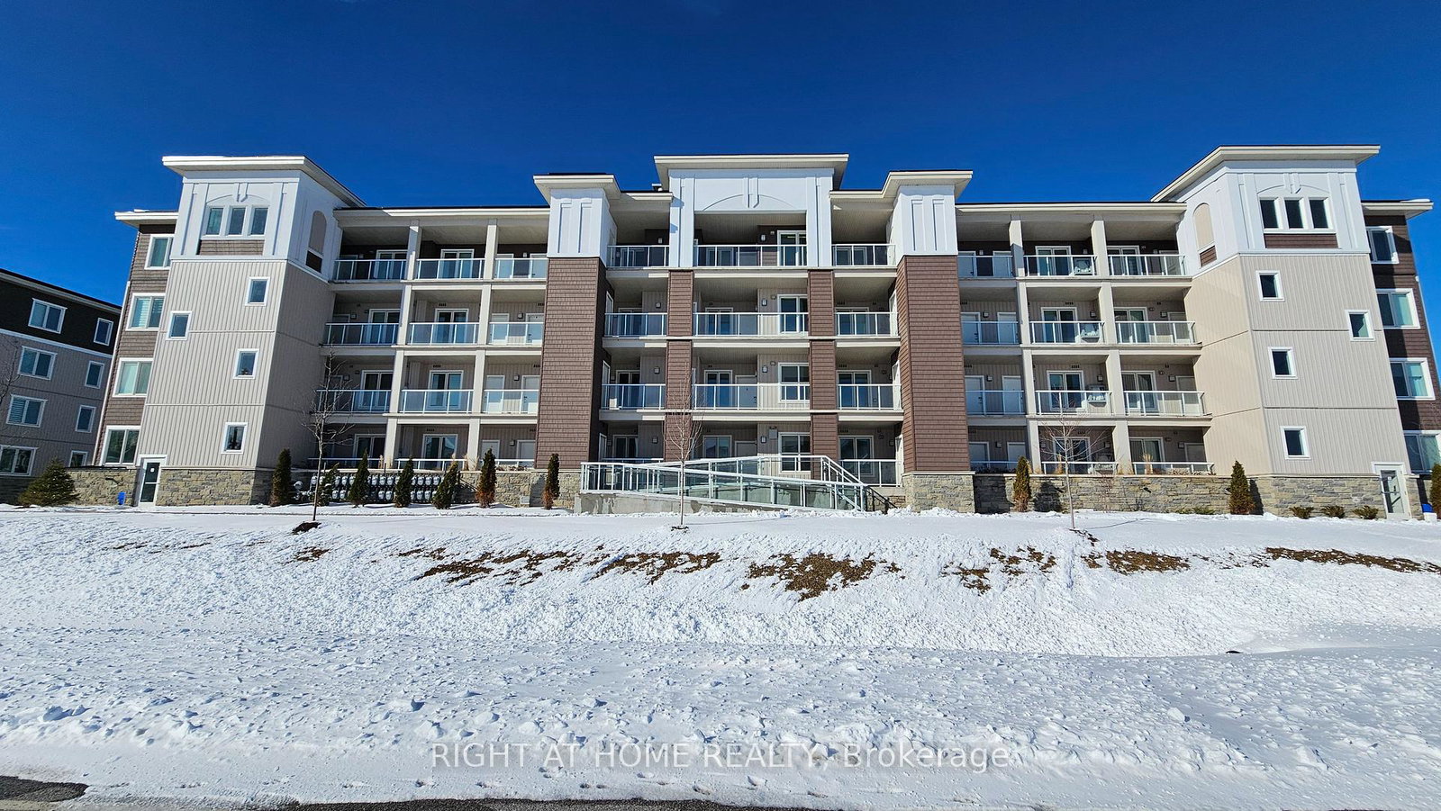 5-spooner-crescent-collingwood-ontario-s13110758