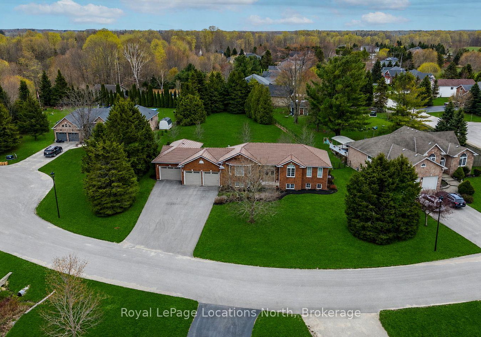4-hillier-court-wasaga-beach-ontario-s13111074