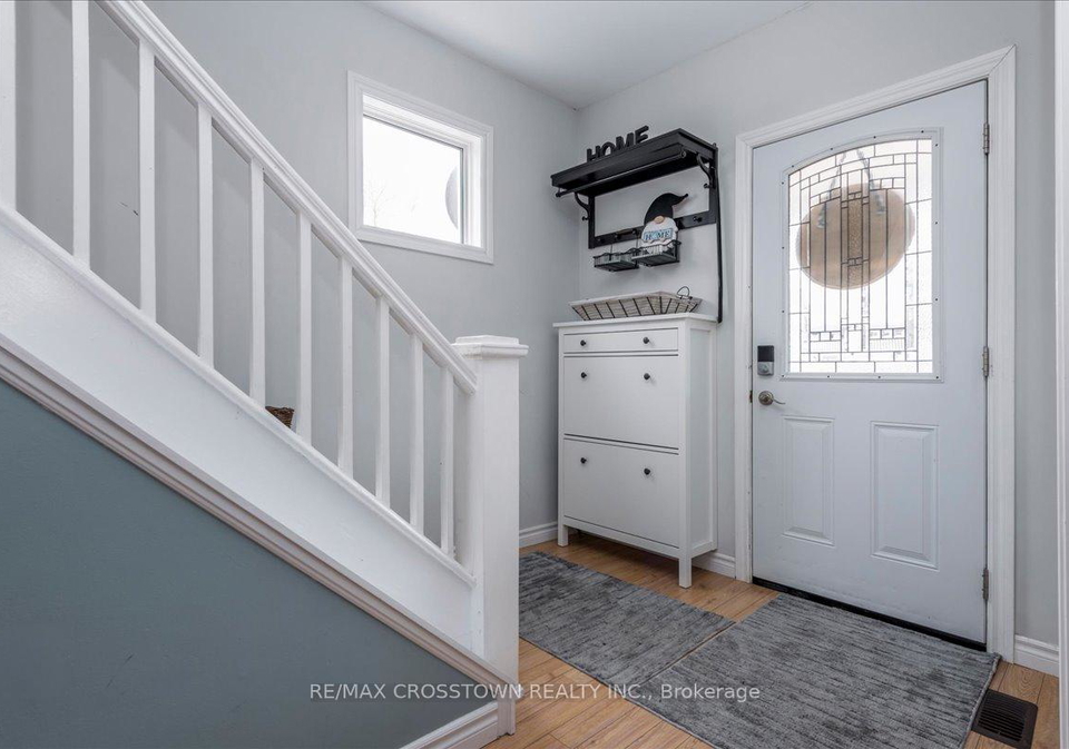 296-saint-jean-street-orillia-ontario-s13111296