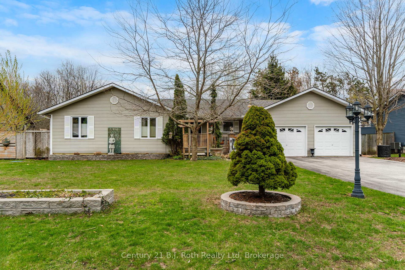 59-withall-grove-tiny-ontario-s13111752