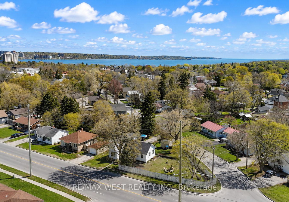 191-anne-street-s-barrie-ontario-s13113464