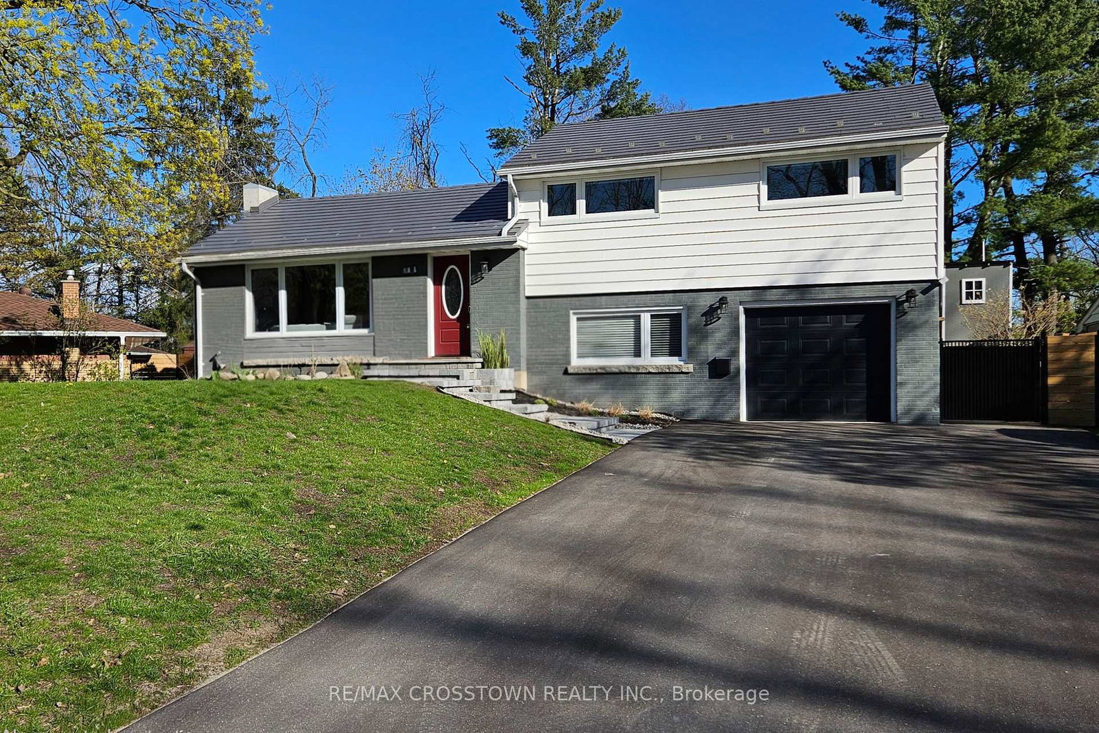 11-castle-drive-barrie-ontario-s13113952