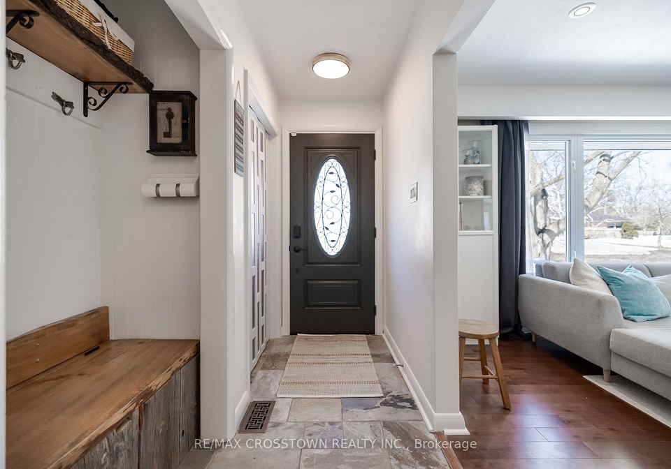 11-castle-drive-barrie-ontario-s13113952