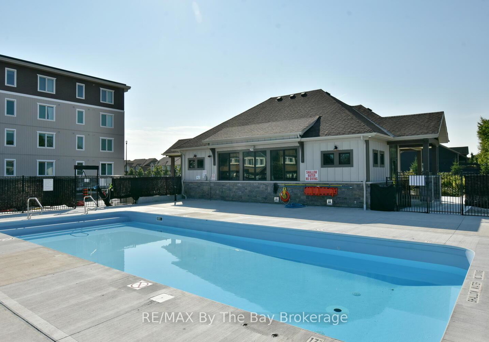 17-spooner-crescent-collingwood-ontario-s13116848