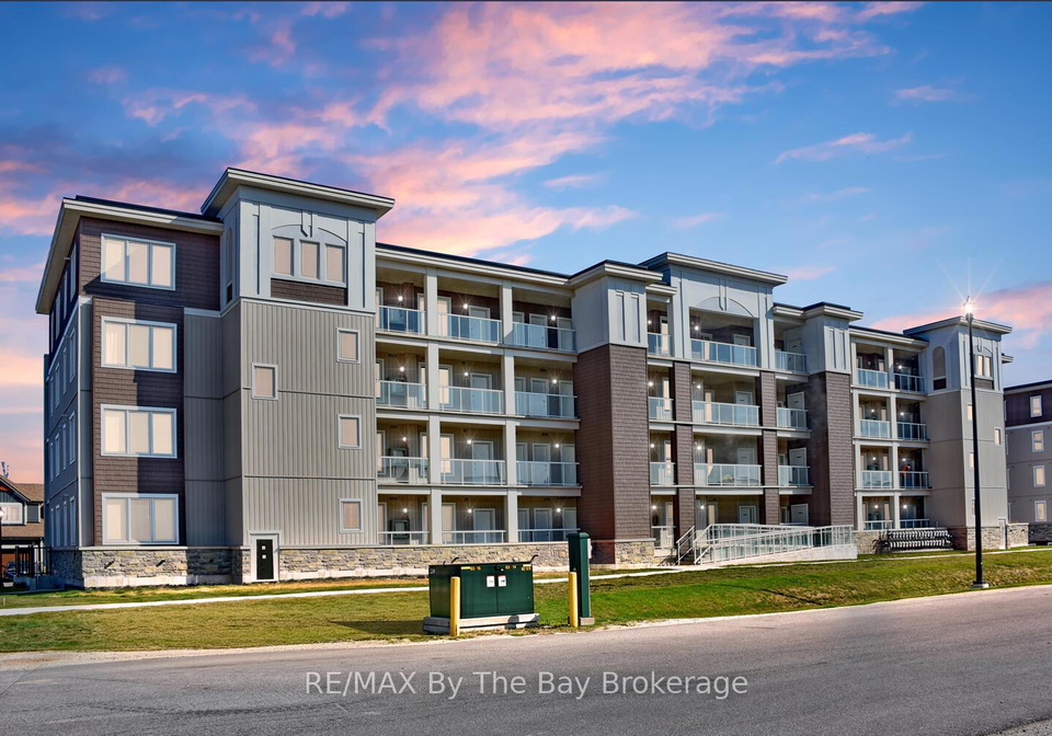 17-spooner-crescent-collingwood-ontario-s13116848