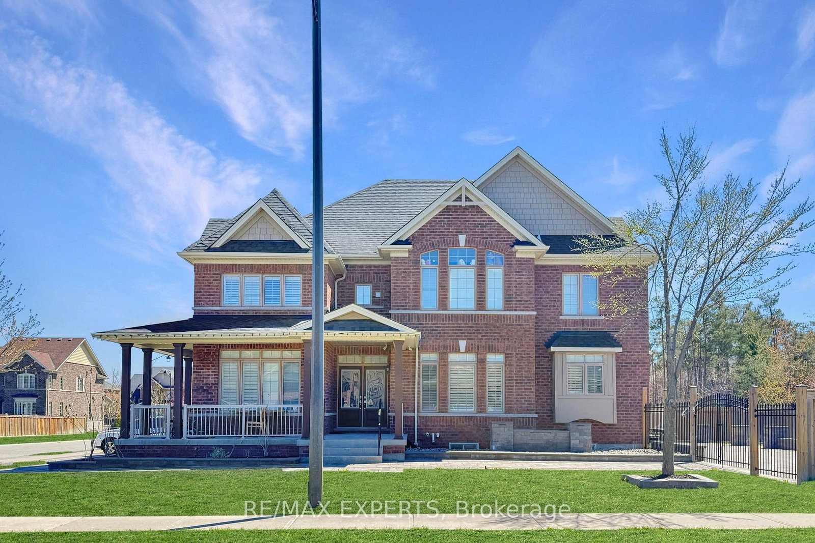 22-travers-gate-springwater-ontario-s13121602
