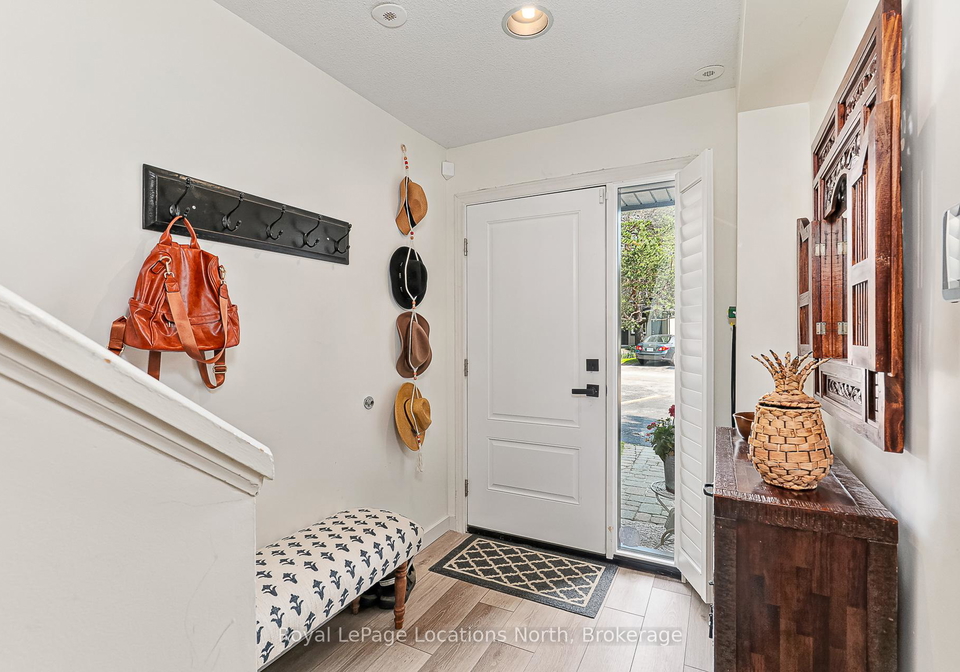 5-harbour-street-e-collingwood-ontario-s13123140