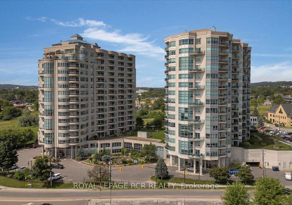6-toronto-street-barrie-ontario-s13124184