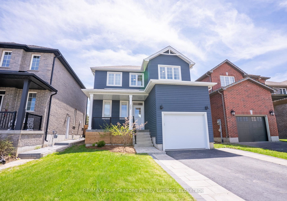107-lockerbie-crescent-collingwood-ontario-s13124272