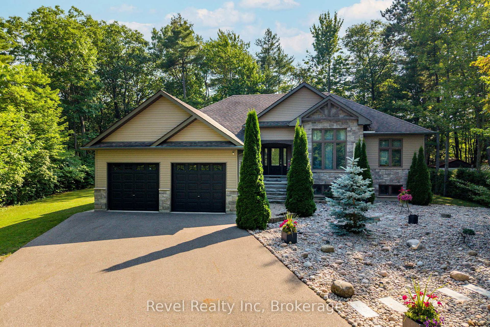 54-vincent-circle-tiny-ontario-s13124684