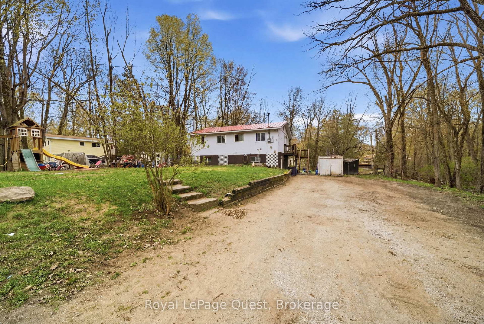 7476-ash-crescent-ramara-ontario-s13125600