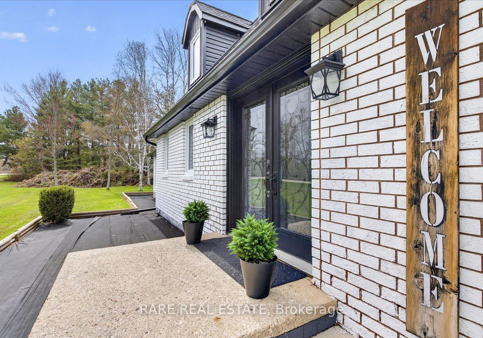 2570-creemore-avenue-clearview-ontario-s13126910