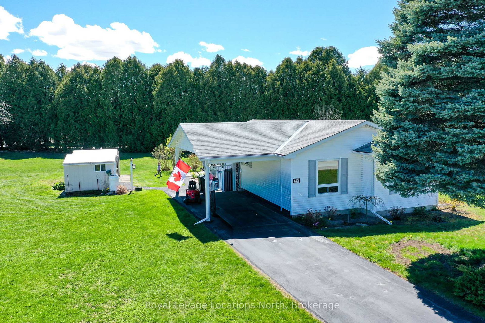 37-indiana-avenue-wasaga-beach-ontario-s13127006