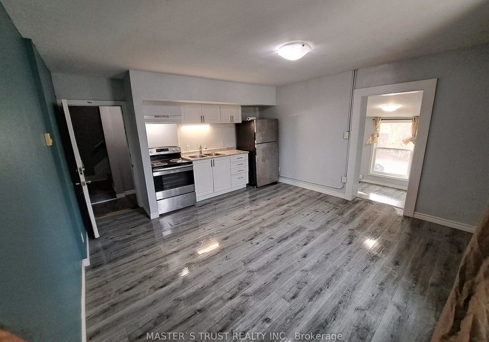 27-front-street-n-orillia-ontario-s13127364
