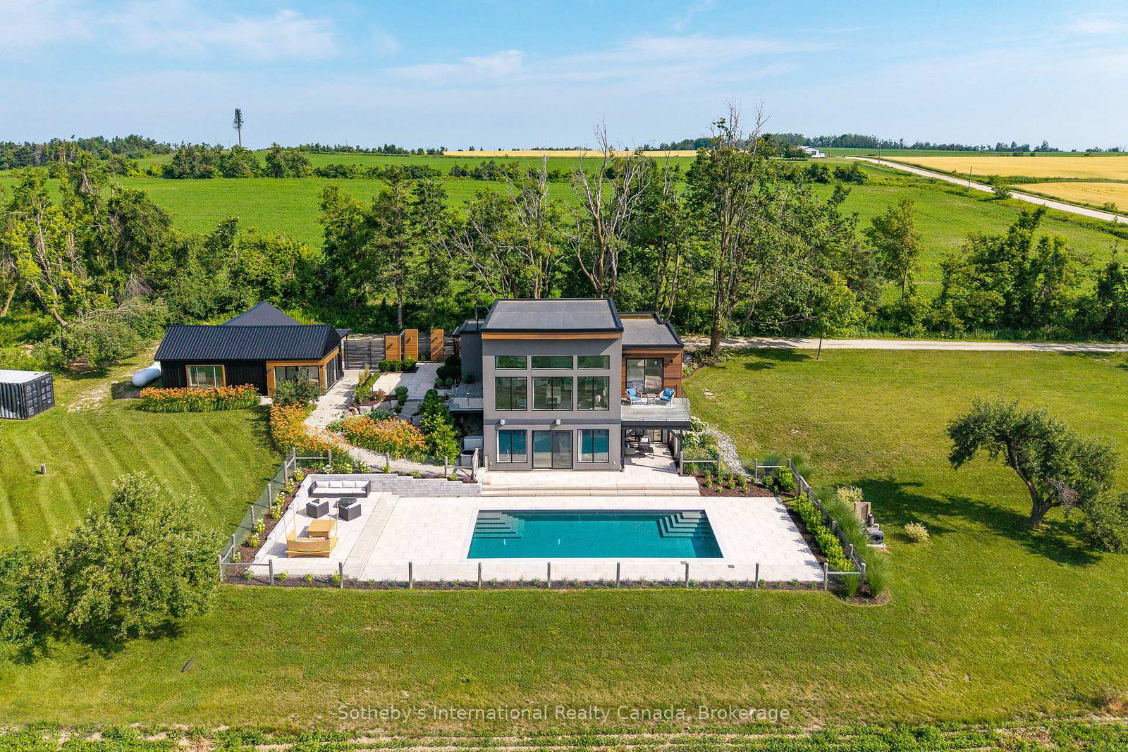 2566-5-concession-s-clearview-ontario-s13127454