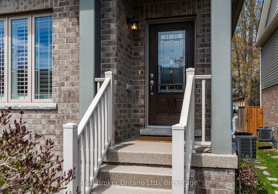1024-cook-drive-midland-ontario-s13130006