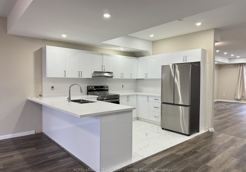 349-edgehill-drive-barrie-ontario-s13130630