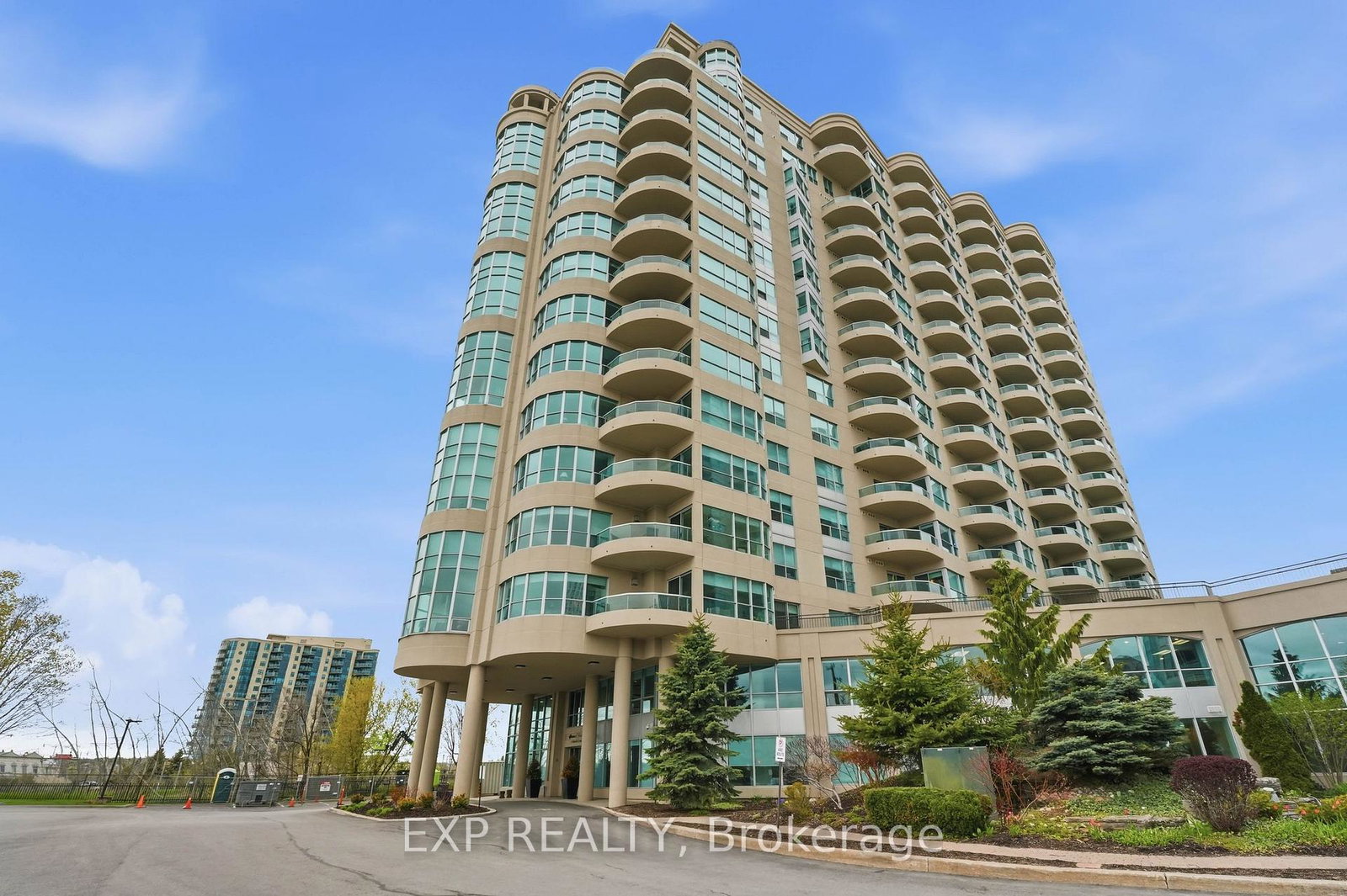 2-toronto-street-barrie-ontario-s13130766
