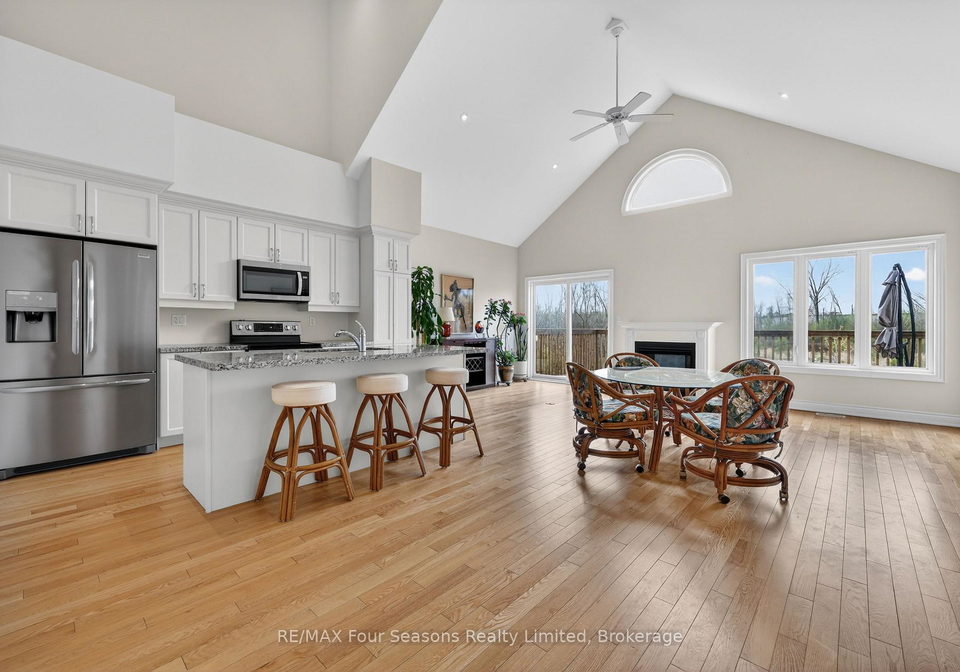 100-kari-crescent-collingwood-ontario-s13131360