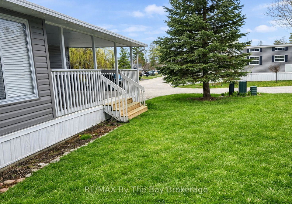 85-madawaska-trail-wasaga-beach-ontario-s13132490