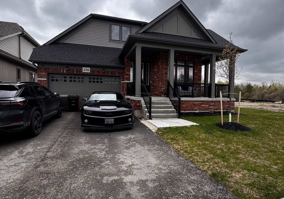 239-duncan-street-clearview-ontario-s13132854