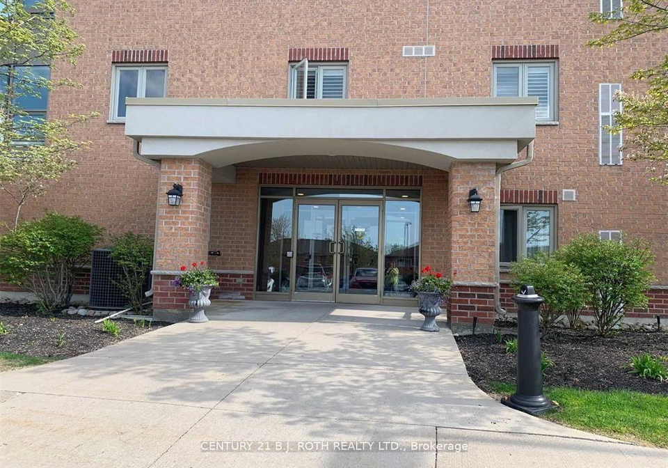 500-mapleview-drive-w-barrie-ontario-s13133282