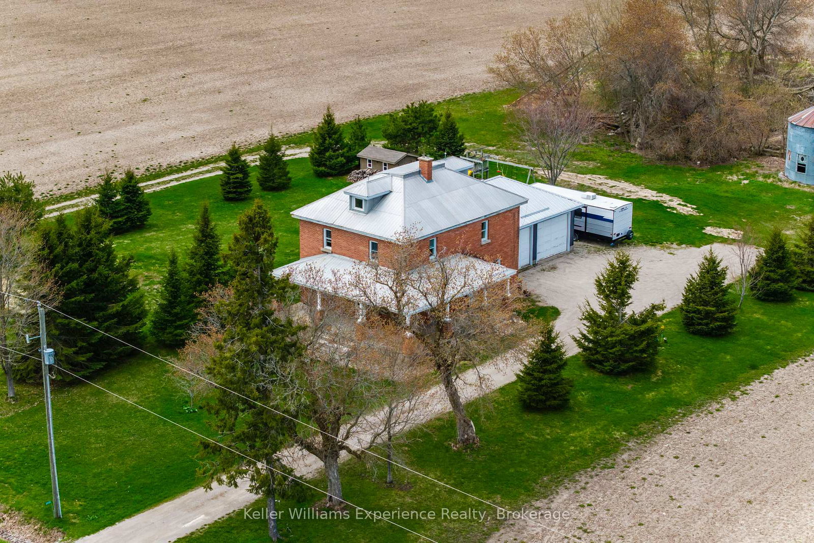 2936-flos-6-road-w-springwater-ontario-s13133372