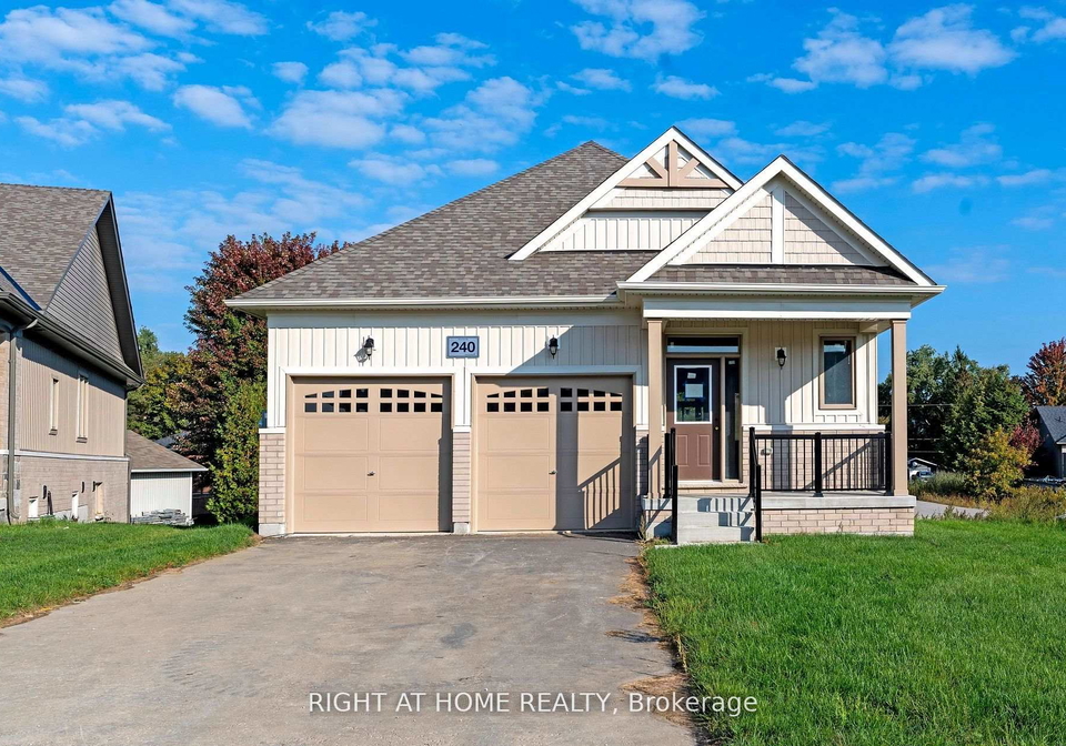 240-wilcox-drive-clearview-ontario-s13134248